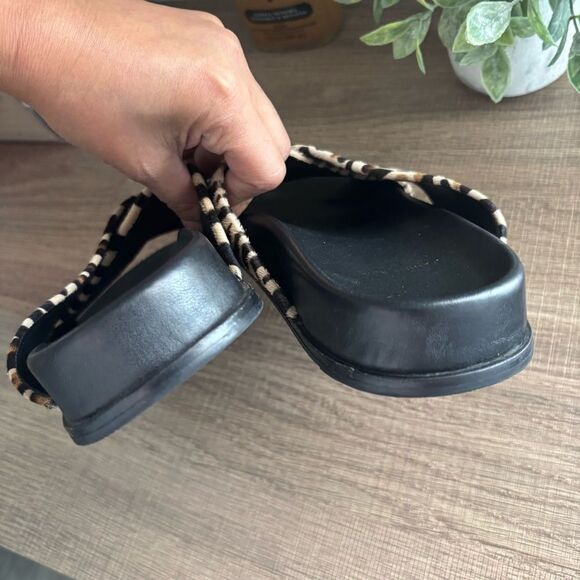 Anine Bing Lizzie Leopard Print Calfhair Slide Sandals Size 39 - Picture 3 of 4